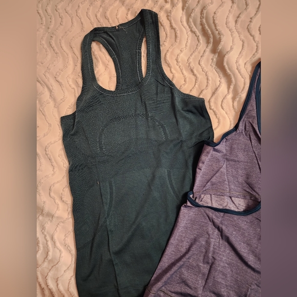 Lululemon tops - Picture 2 of 3